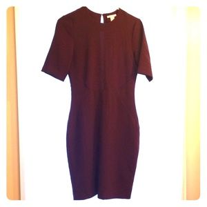 Maroon 1/4 sleeve H&M dress. Size 6